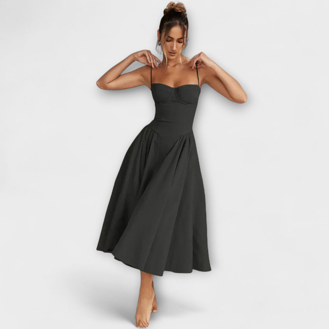 Rosalie - Vestido Elegante com Espartilho sem Mangas