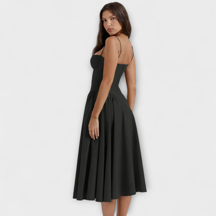 Rosalie - Vestido Elegante com Espartilho sem Mangas