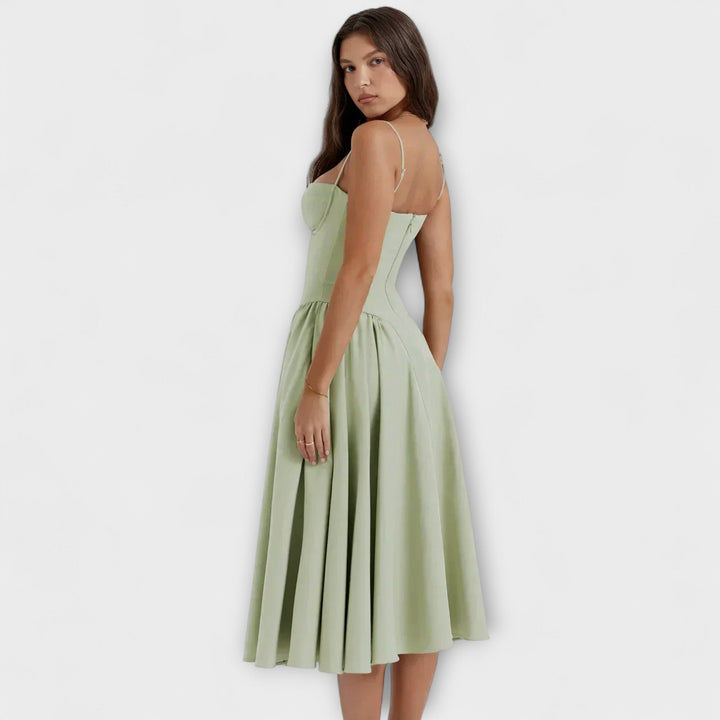 Rosalie - Vestido Elegante com Espartilho sem Mangas
