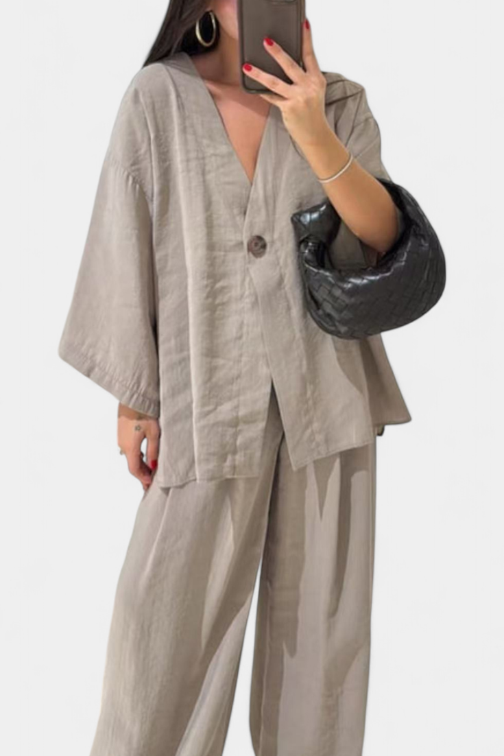 Eli - Conjunto Oversize de Top com Decote em V e Calças Retas
