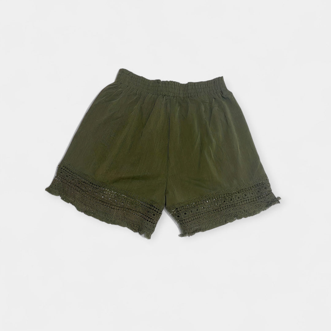 Shorts com renda