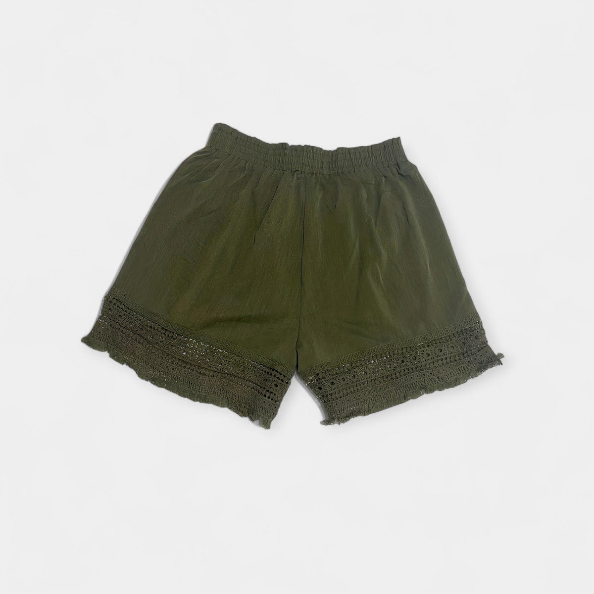 Shorts com renda