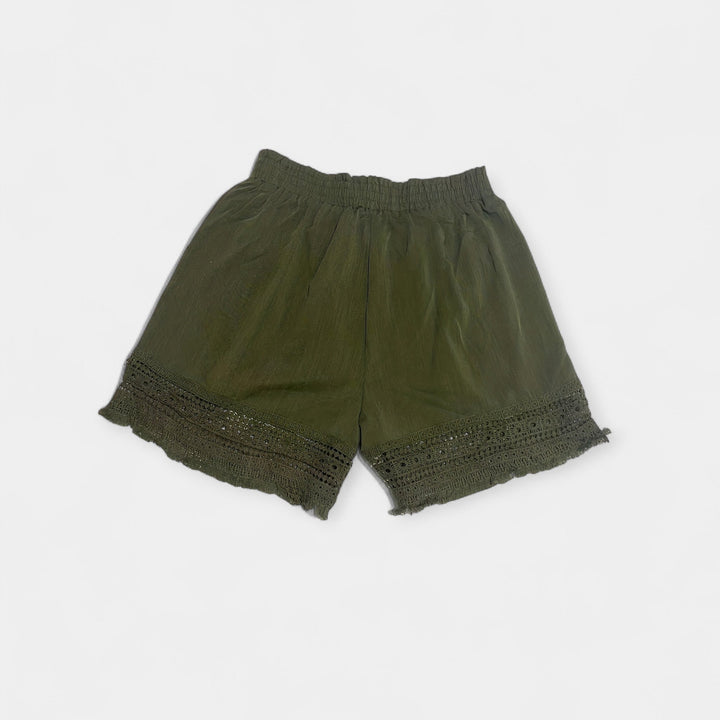 Shorts com renda