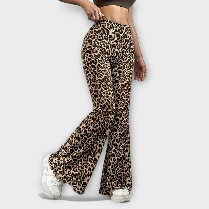 Calças Bootcut com Estampado de Leopardo