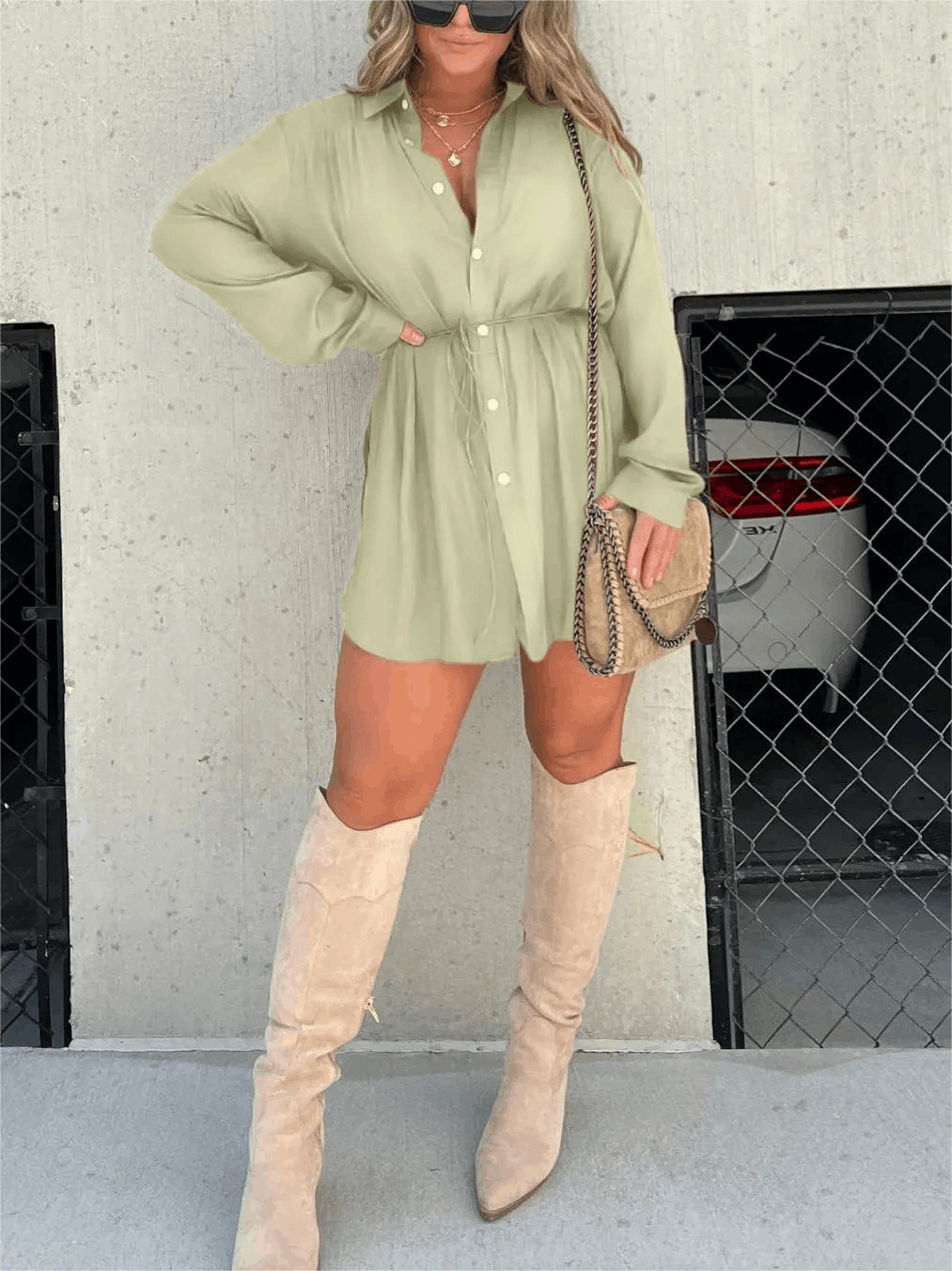 Vestido Camiseiro Preto Elegante de Mulher