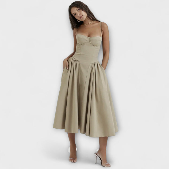 Rosalie - Vestido Elegante com Espartilho sem Mangas