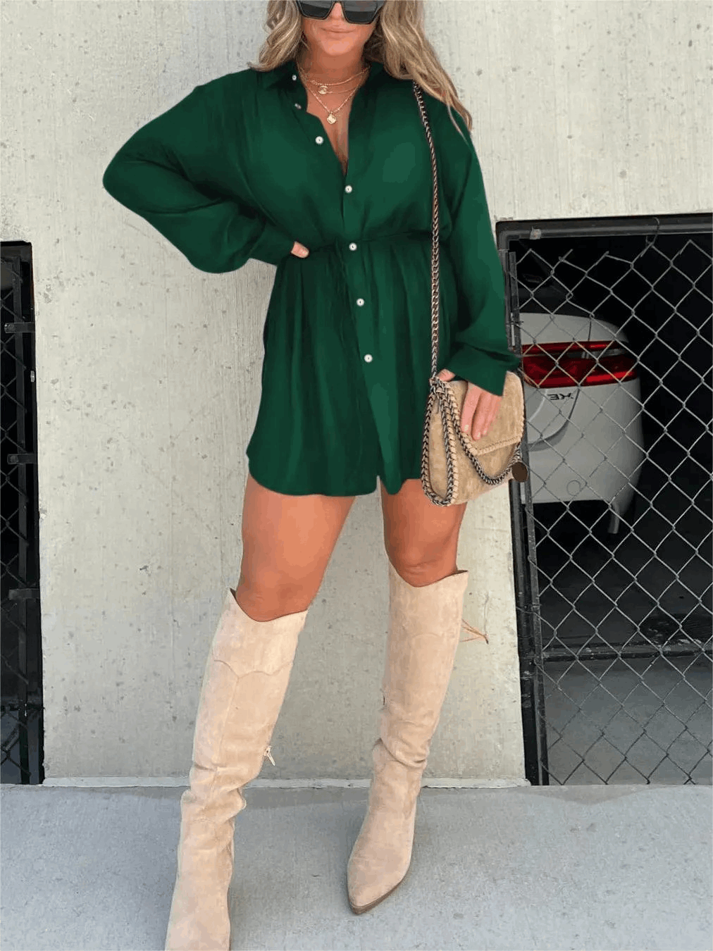 Vestido Camiseiro Preto Elegante de Mulher