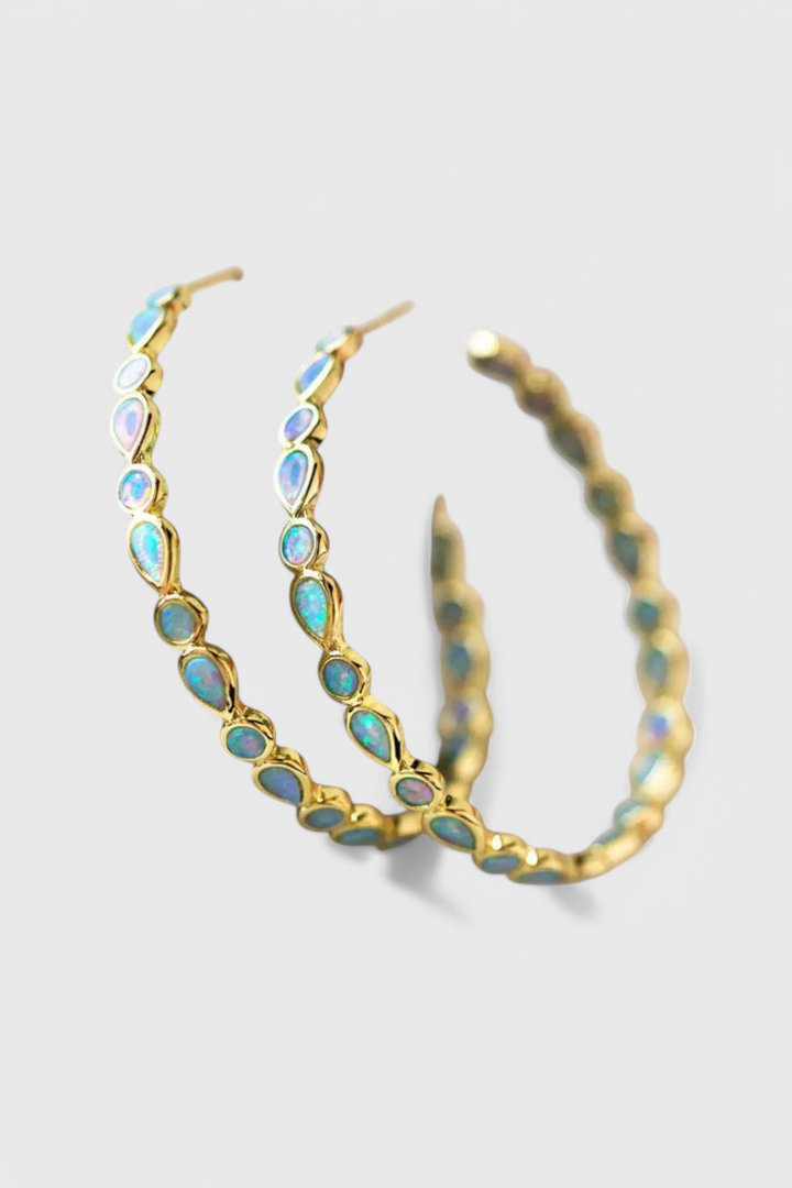 Brincos Vintage de Opala Azul em Ouro com Elegância Sonhadora