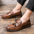 Mocassins de Pele com Borlas