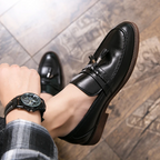 Mocassins de Pele com Borlas