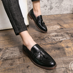 Mocassins de Pele com Borlas