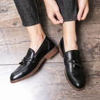 Mocassins de Pele com Borlas