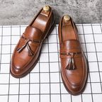 Mocassins de Pele com Borlas