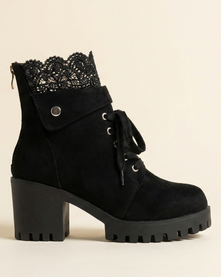 Tania - Botins com Renda e Salto Grosso