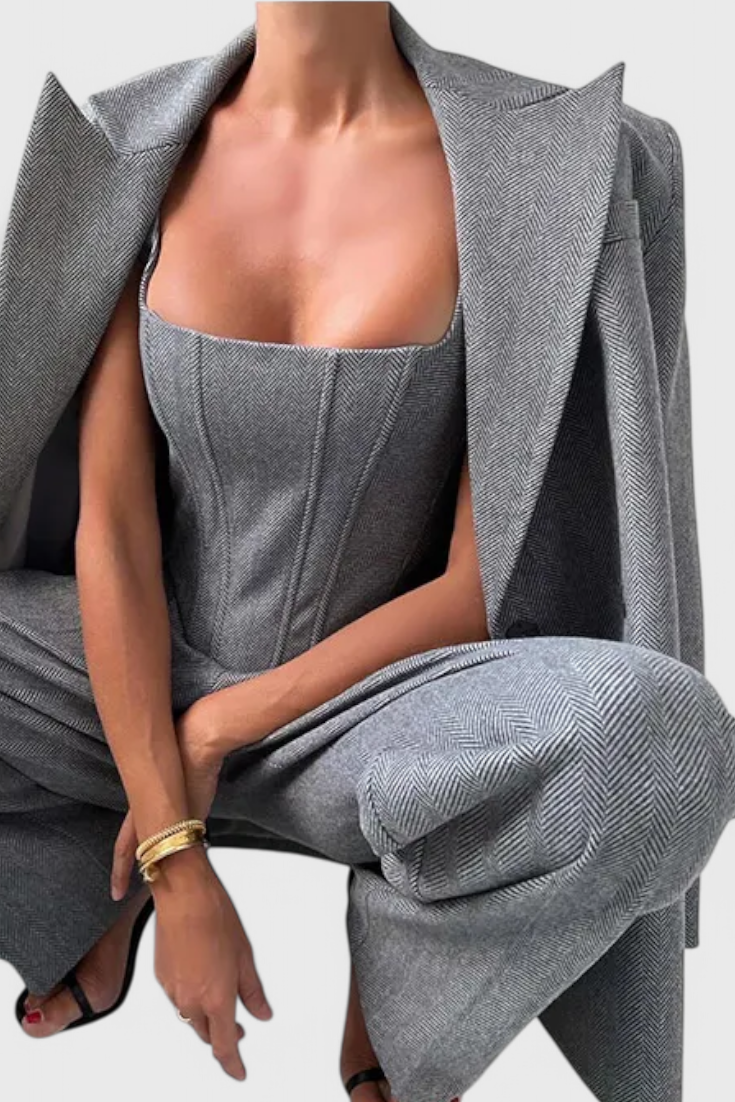 Evena - Fato de Calças para uma Elegância Confiante