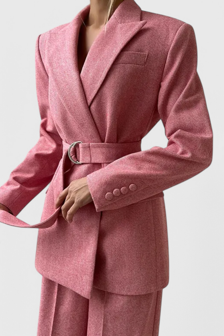Evena - Fato de Calças para uma Elegância Confiante