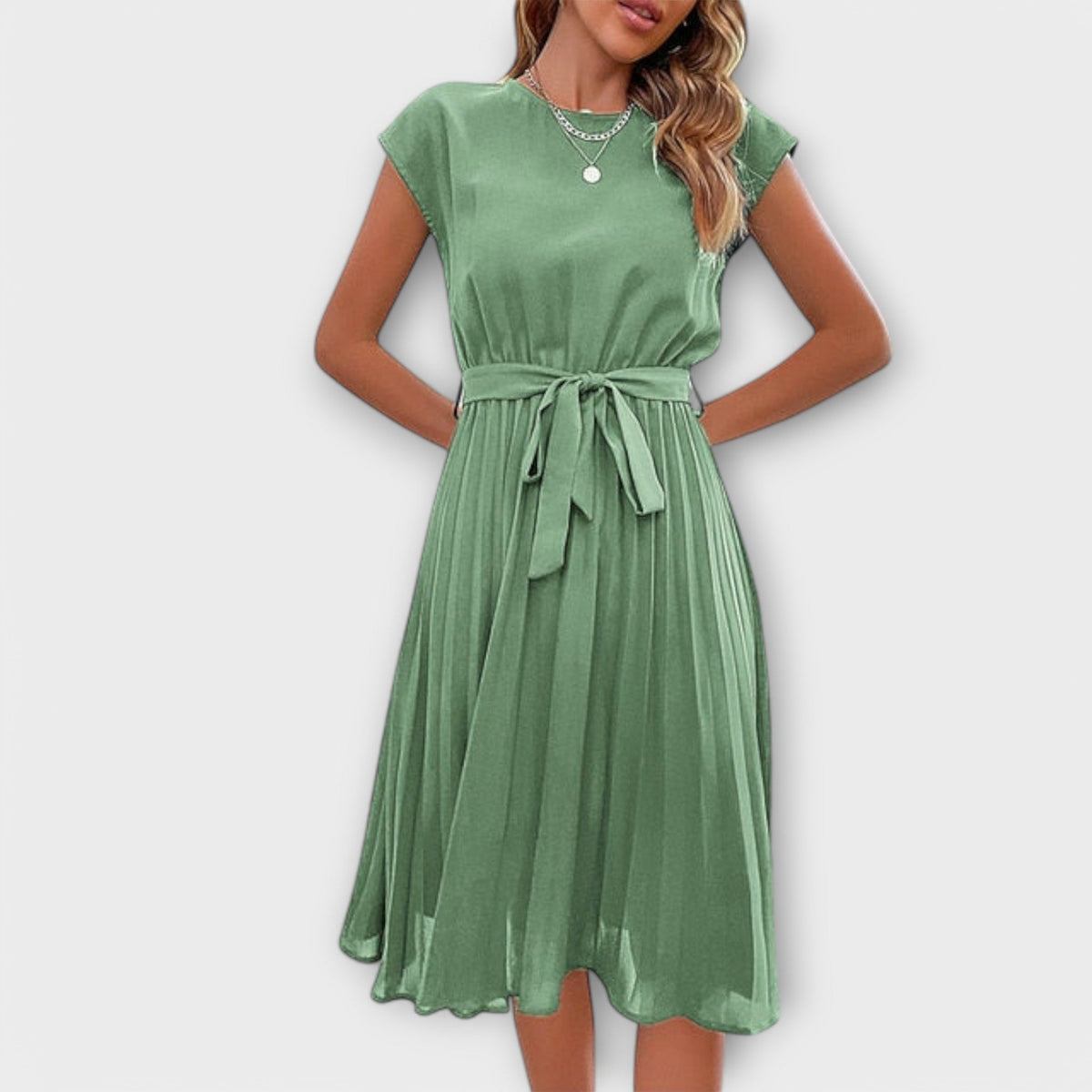 Claire - Vestido Midi Casual Plissado de Manga Curta
