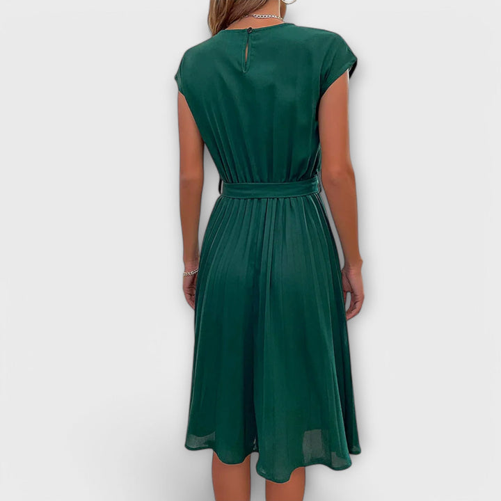 Claire - Vestido Midi Casual Plissado de Manga Curta