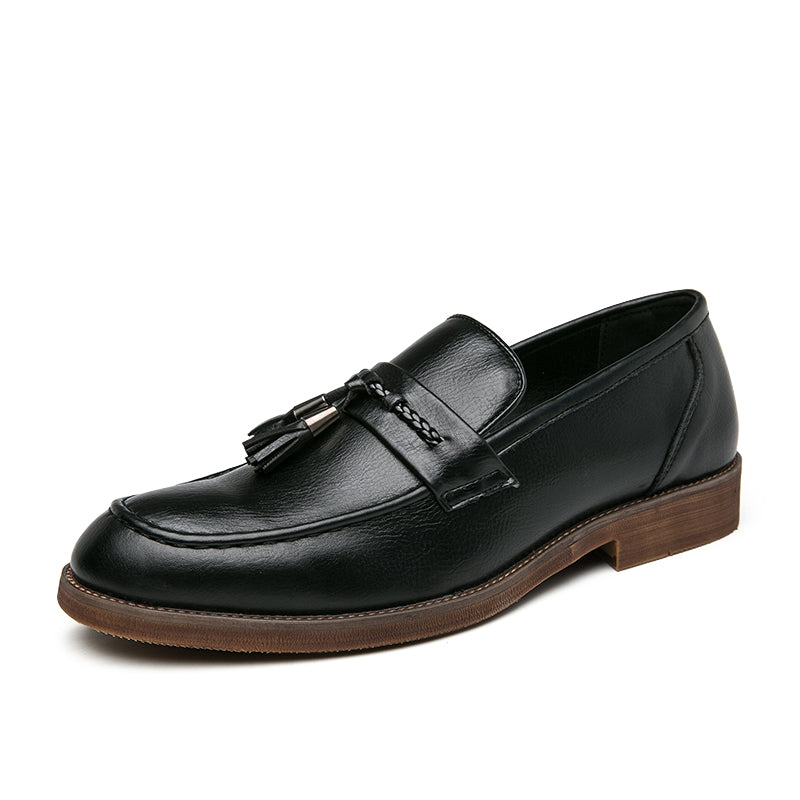Mocassins de Pele com Borlas