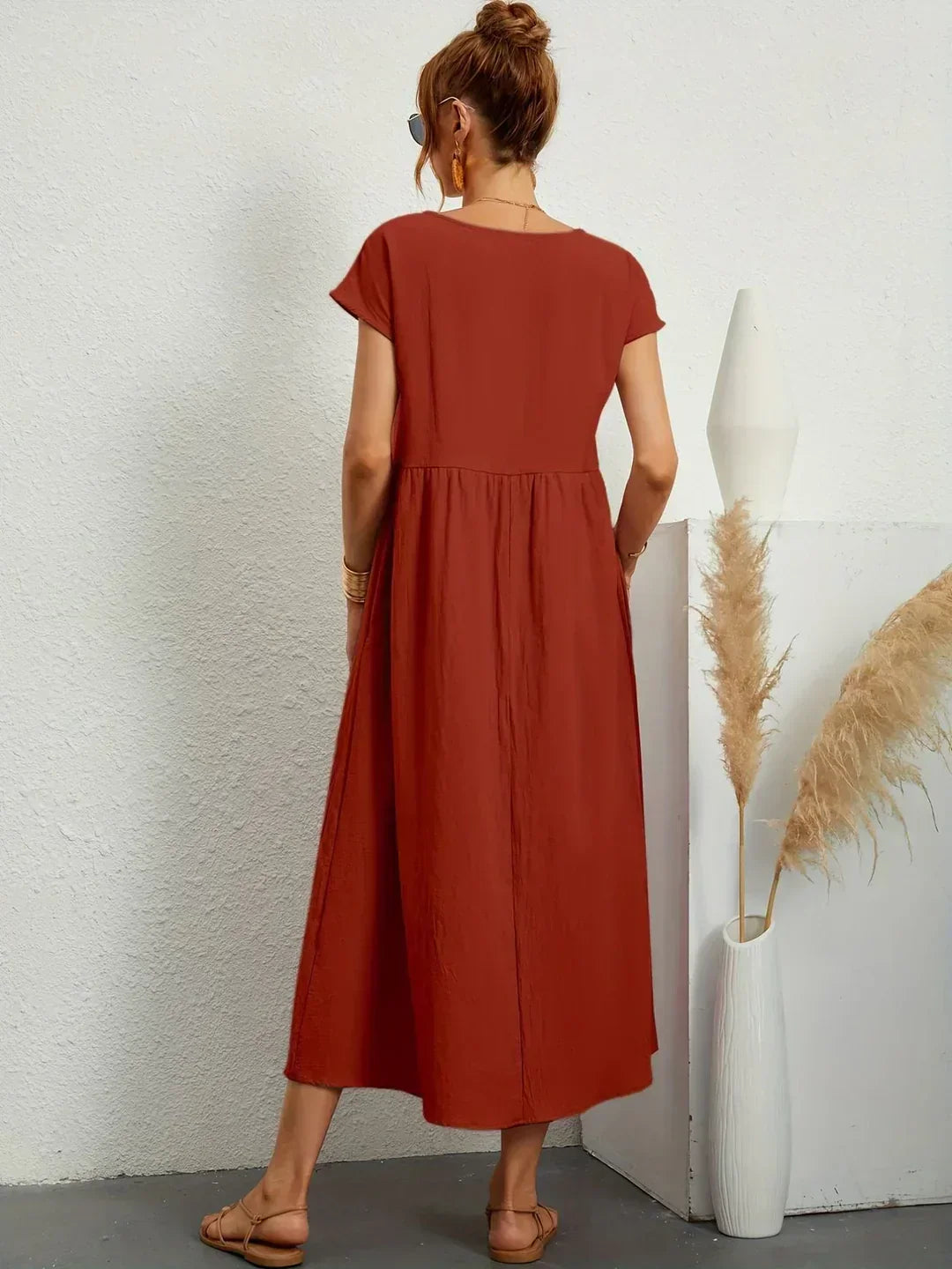 Gabriela™ | Vestido Midi Fluido de Elegância Atemporal