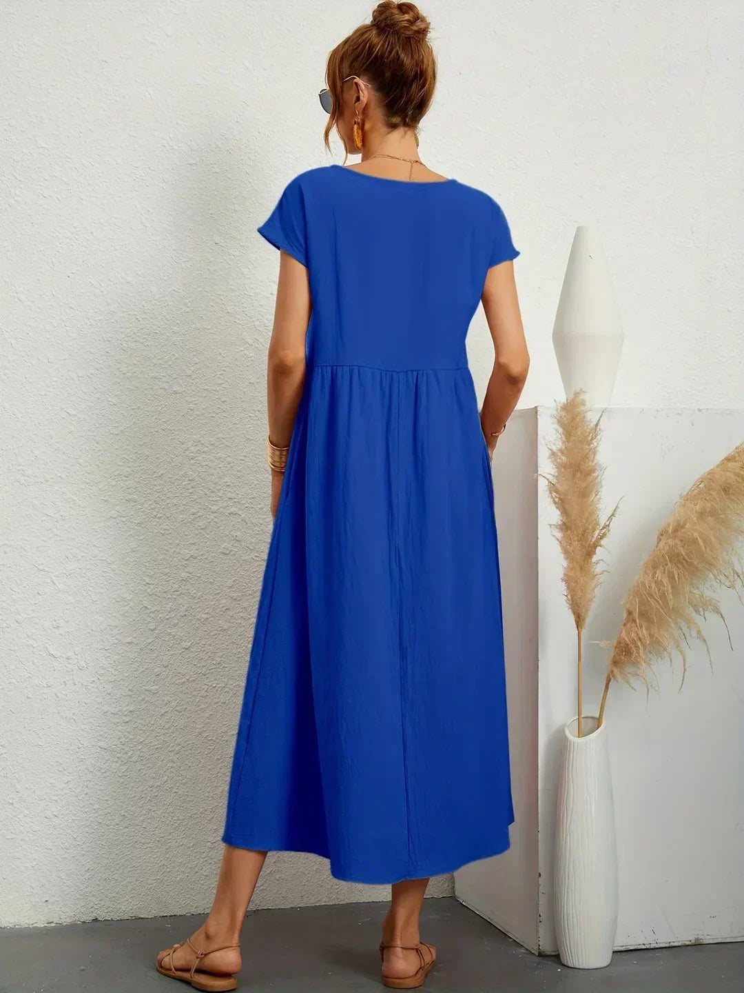 Gabriela™ | Vestido Midi Fluido de Elegância Atemporal