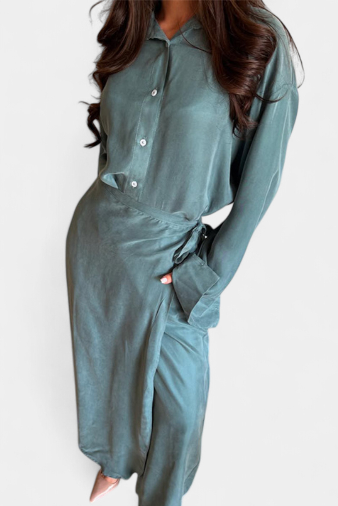Marisol Conjunto Casual de Camisa Solta e Calça-Saia