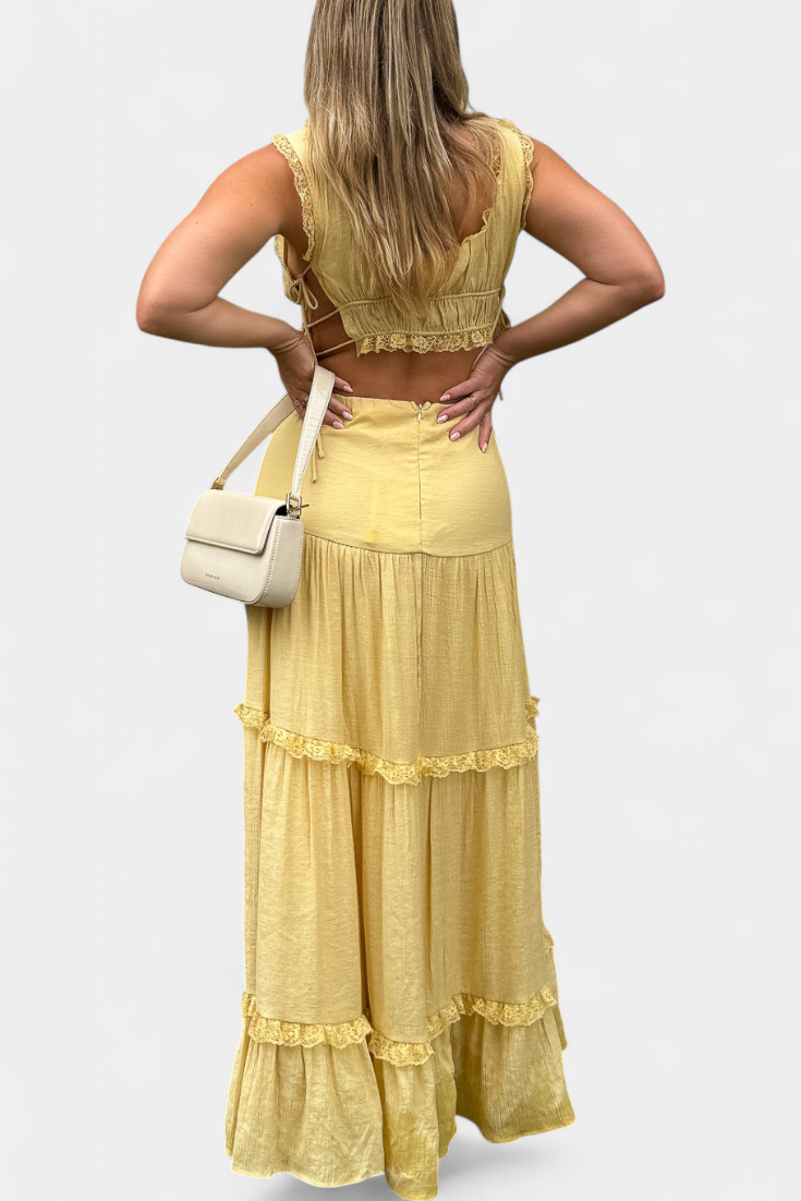 Ilys Conjunto Romântico de Top com Renda e Saia Longa Volumosa