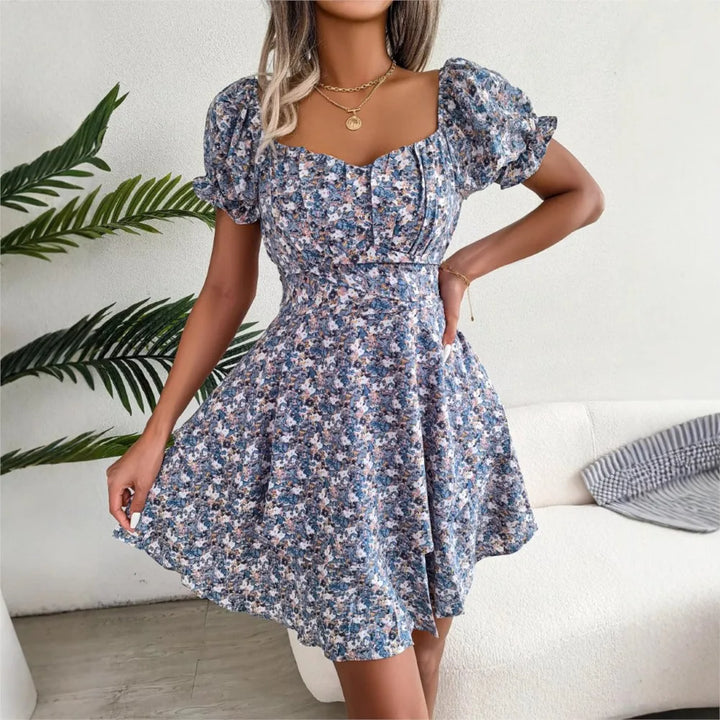 Vestido Mini Floral de Manga Curta de Mulher com Cintura com Atacadores e Corte Fluido