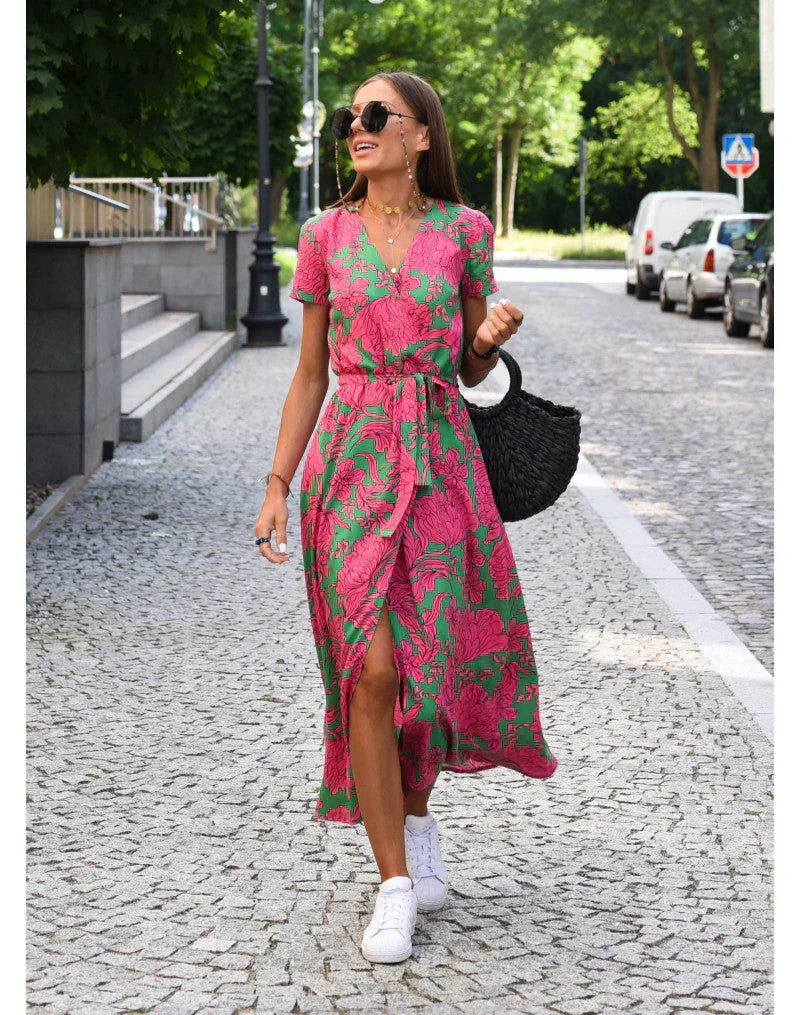 Julia | Vestido Elegante com Decote em V e Corte Modelador