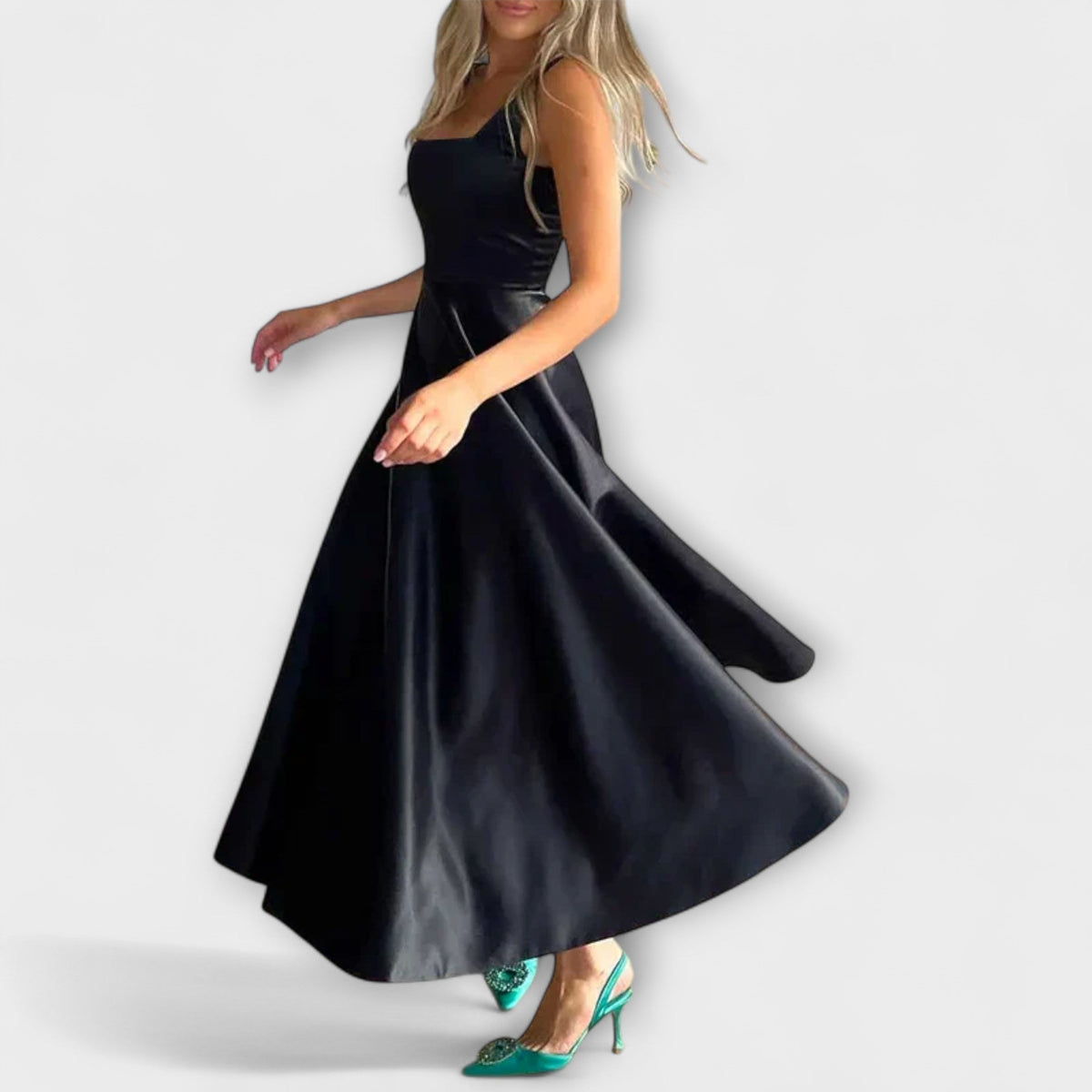 Lumea – Roupa Midi Elegante