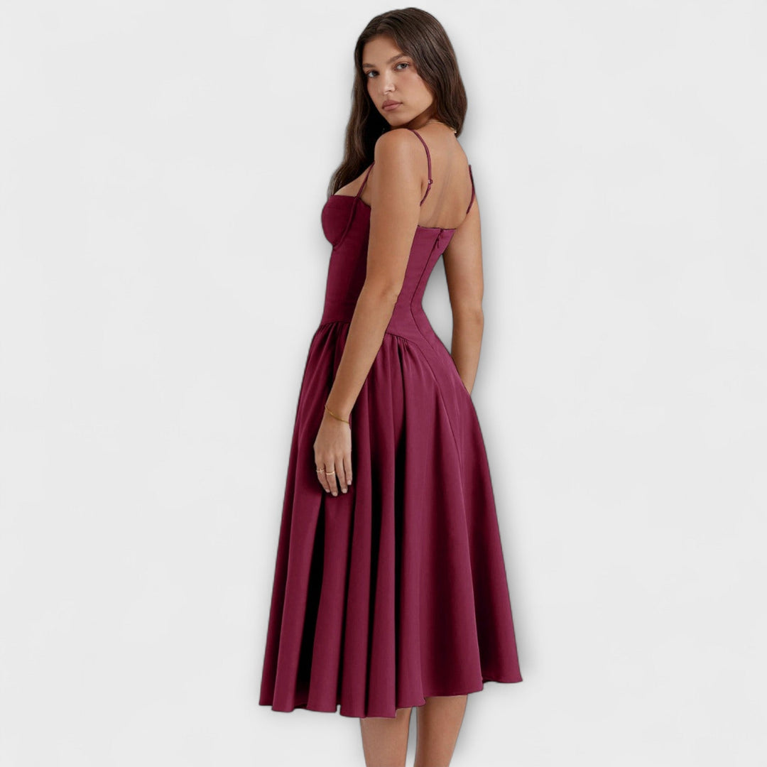 Rosalie - Vestido Elegante com Espartilho sem Mangas