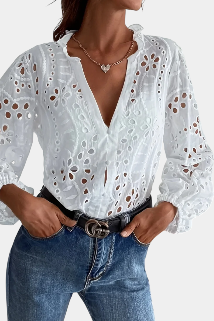 Blusa Alba com Ilhó