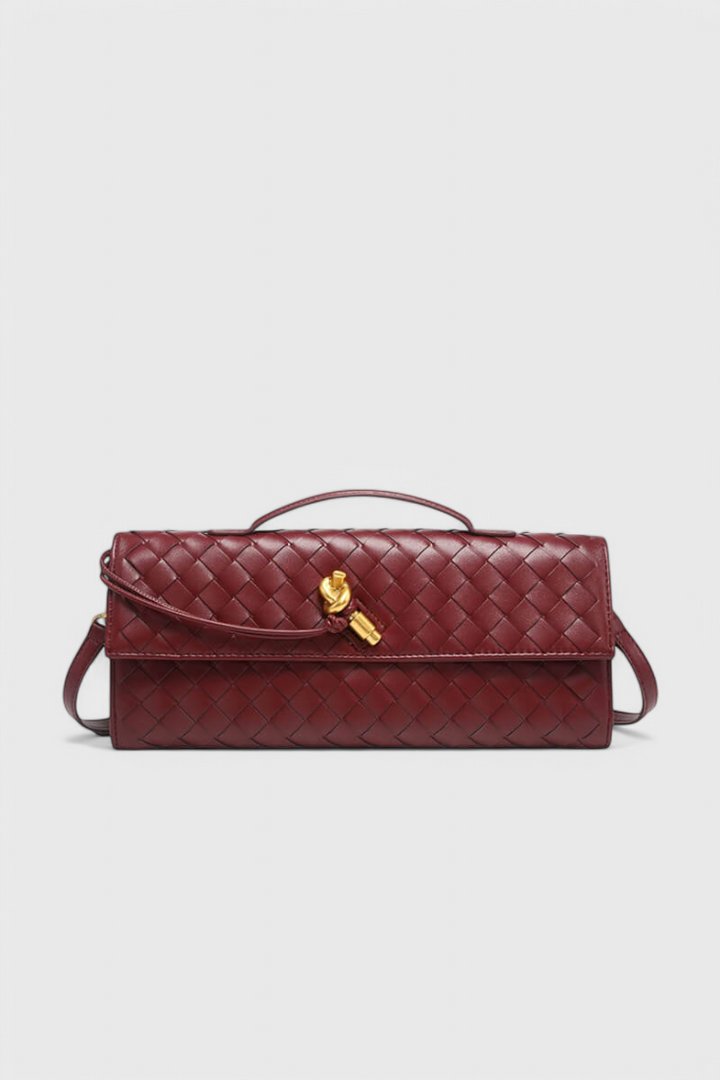 Melanie Clutch com Detalhe de Nó Dourado