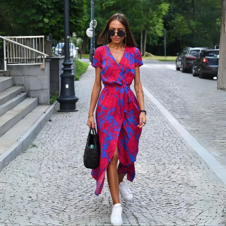 Julia | Vestido Elegante com Decote em V e Corte Modelador