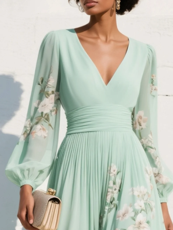 Vestido midi floral plissado em gaze com decote em V verde claro