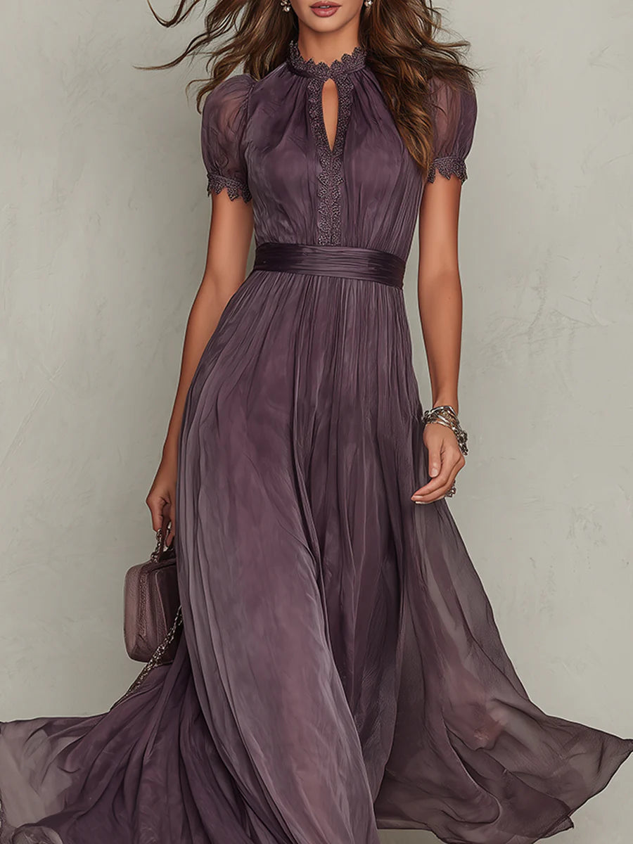 Flavia • Vestido Longo Violeta com Decote em Lágrima e Debrum de Renda Chiffon