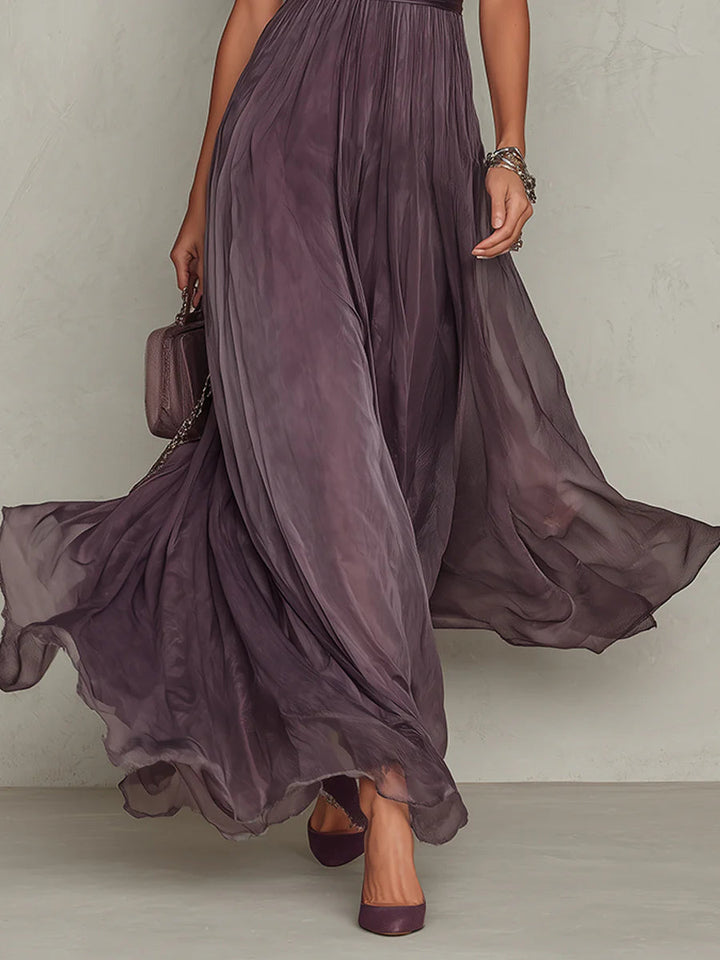 Flavia • Vestido Longo Violeta com Decote em Lágrima e Debrum de Renda Chiffon