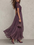 Flavia • Vestido Longo Violeta com Decote em Lágrima e Debrum de Renda Chiffon