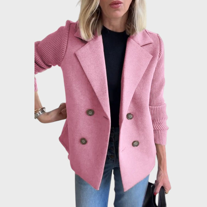 Emma - Blazer Elegante com Tranças nas Mangas