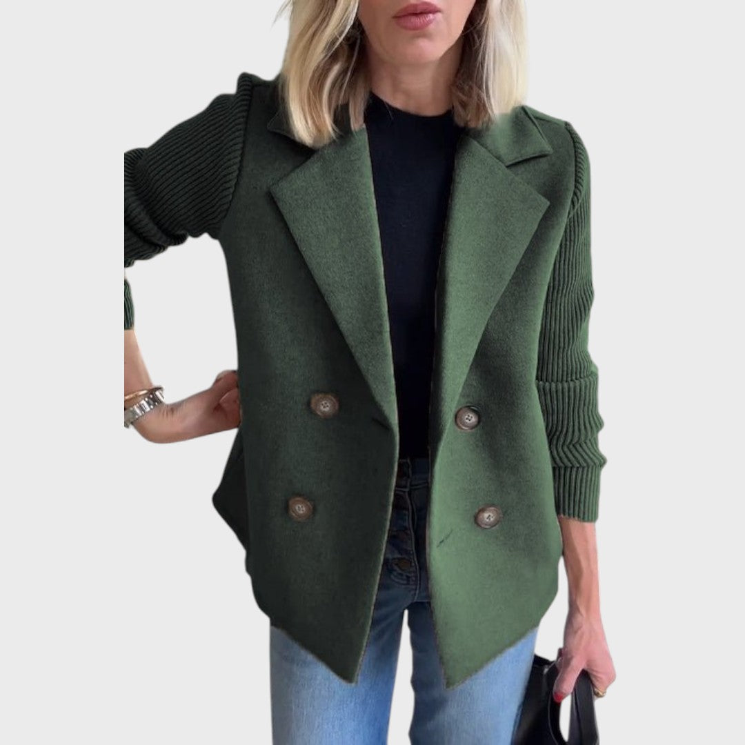 Emma - Blazer Elegante com Tranças nas Mangas
