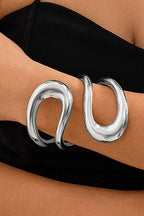 Pulseira Assimétrica Recortada