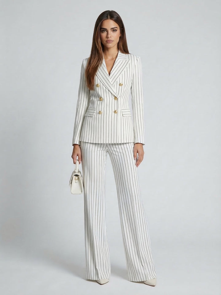 Victoria | Fato Diplomático Elegante