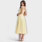Zipporas - Vestido à Medida com Estampado Floral Primaveril Moderno