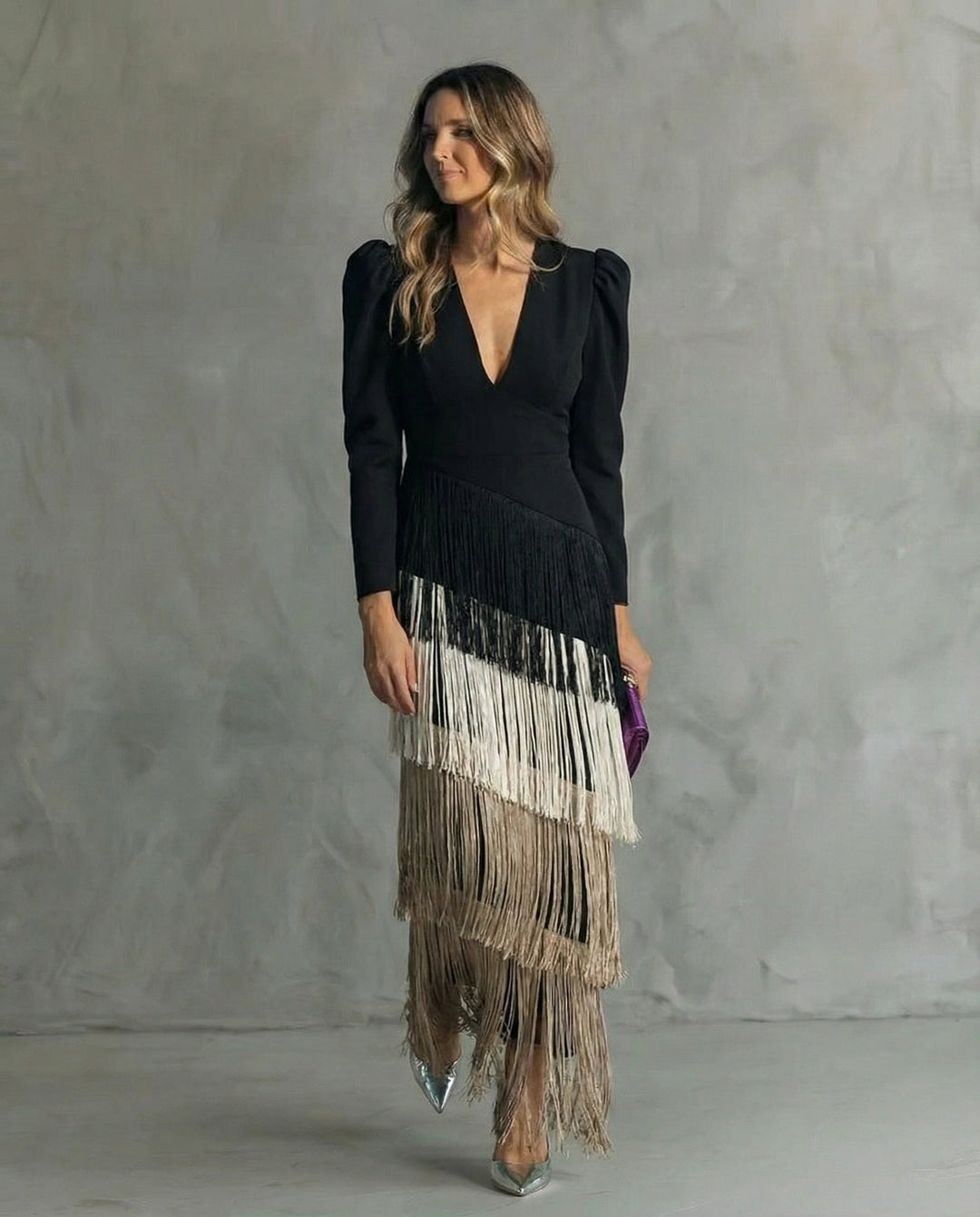 Alessia - Vestido Midi Elegante com Mangas de Franjas