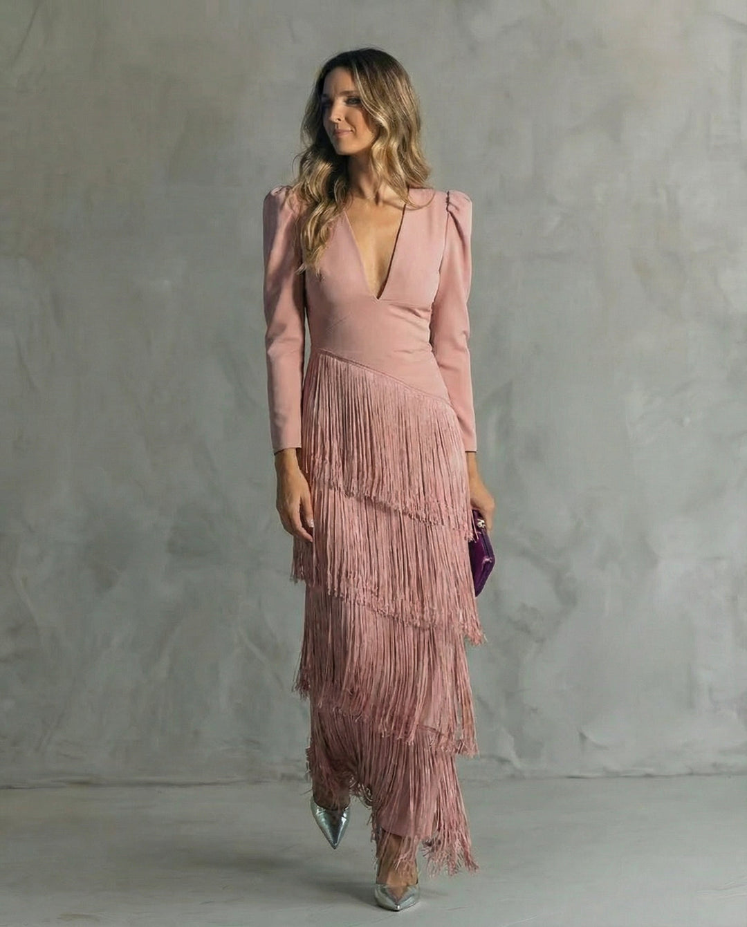 Alessia - Vestido Midi Elegante com Mangas de Franjas