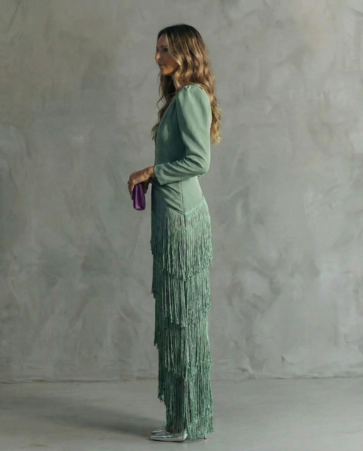Alessia - Vestido Midi Elegante com Mangas de Franjas