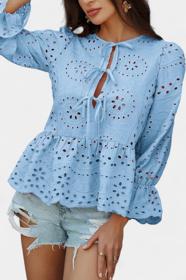 Kayden Top Boémio de Renda com Corte Fluido