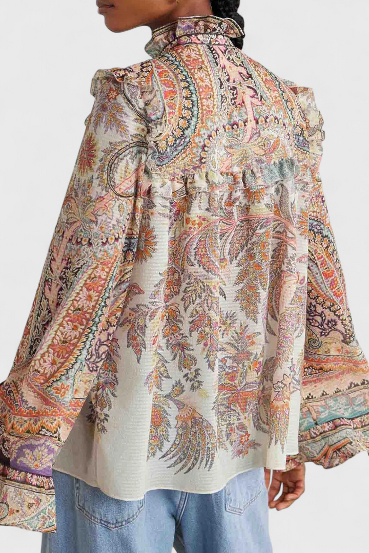 Finely - Conjunto com Blusa de Folhos e Estampado Vintage Paisley