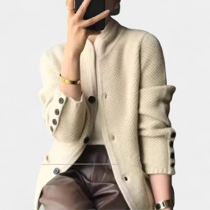 Alissa – Cardigan Elegante para um Conforto Luxuoso