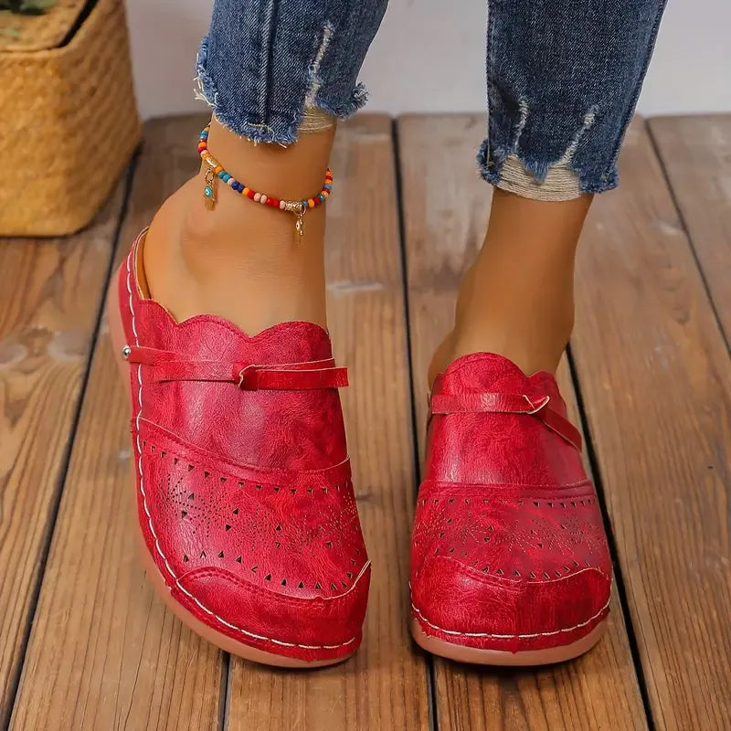 Amelia - Tamancos Confortáveis com Design Artesanal